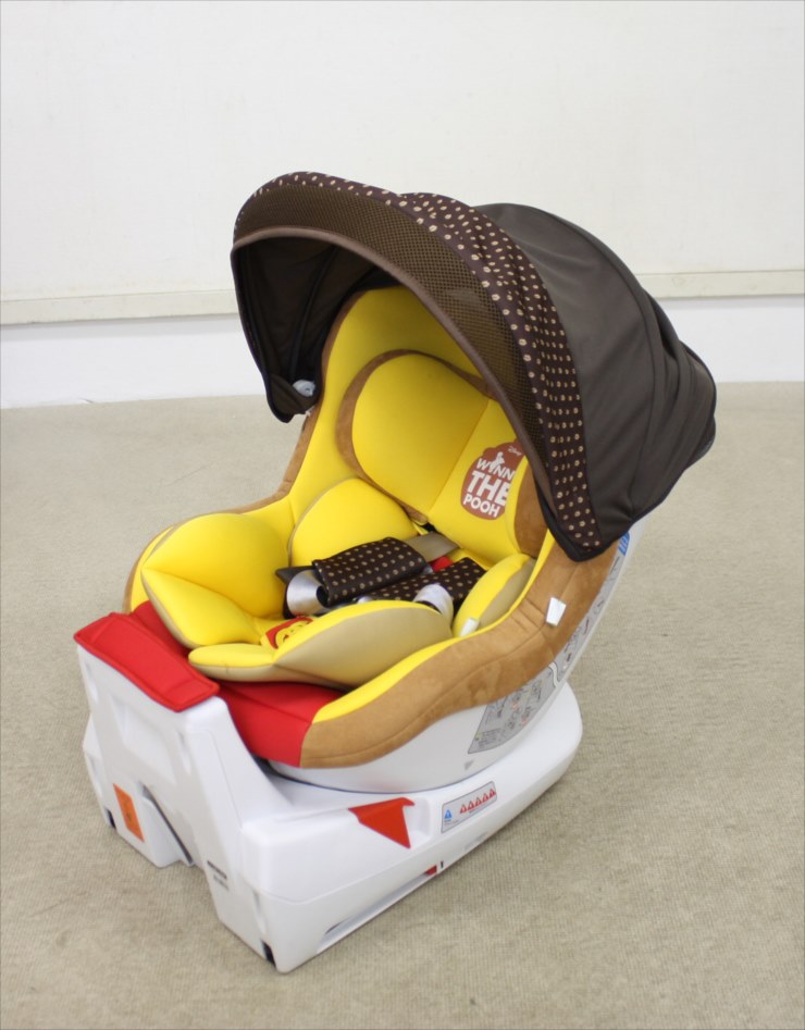 送料無料 美品 ターンシート くまのプーさん 新生児OK シートベルト