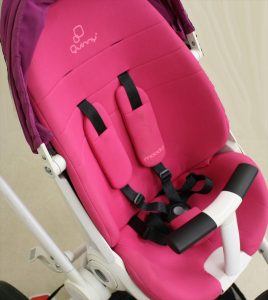 クィニームード Quinny MOODD パッションピンク