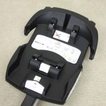 doona インファントカーシート&ストローラー サクラピンク+ ISOFIXベース