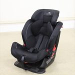 美品エールベベ スイングムーン プレミアムS カーボンブラック ALC483 Swing Moon Premium S | 日本製チャイルドシート エールベベ