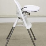 ハイチェアホワイト/グレー ハーネス付き