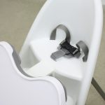 ハイチェアホワイト/グレー ハーネス付き