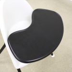 ハイチェア ハーネスなし ホワイト ベビービョルン