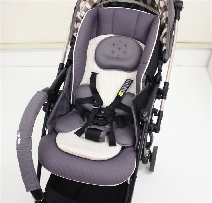 ラクーナ ビッテ クッション レイユール グレージュ