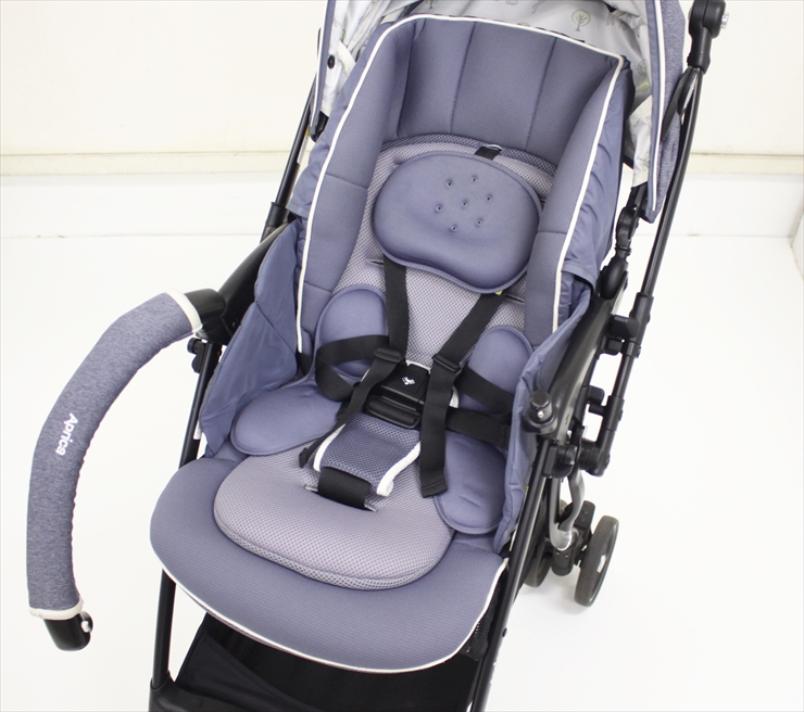 ラクーナ ビッテ クッション アニマーレ ブルーアットル BL