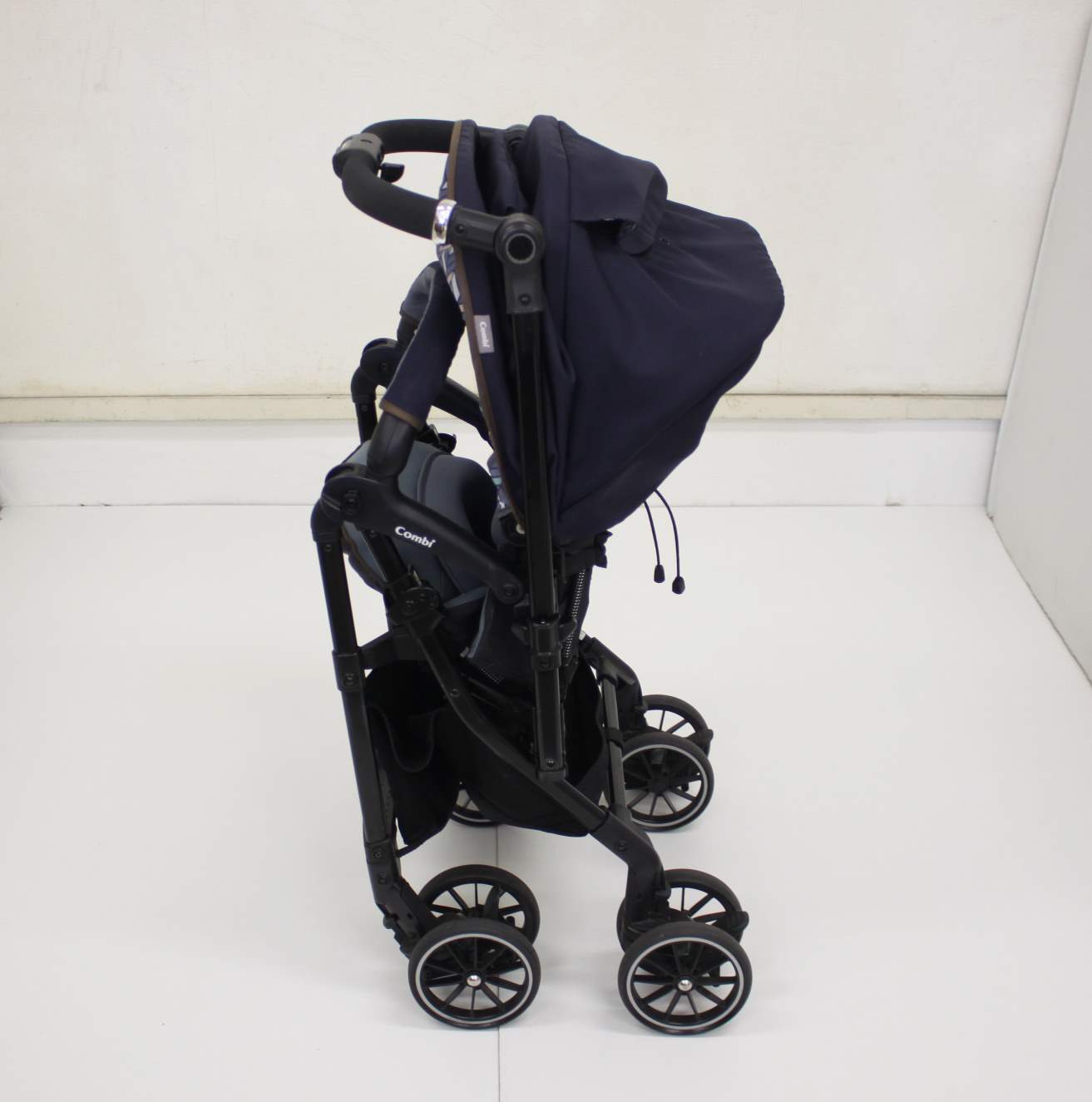 スゴカルα ヘリンボンネイビー