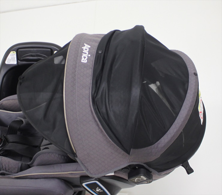 フラディア グロウ ISOFIX 360°セーフティー プレミアム シルバーパール