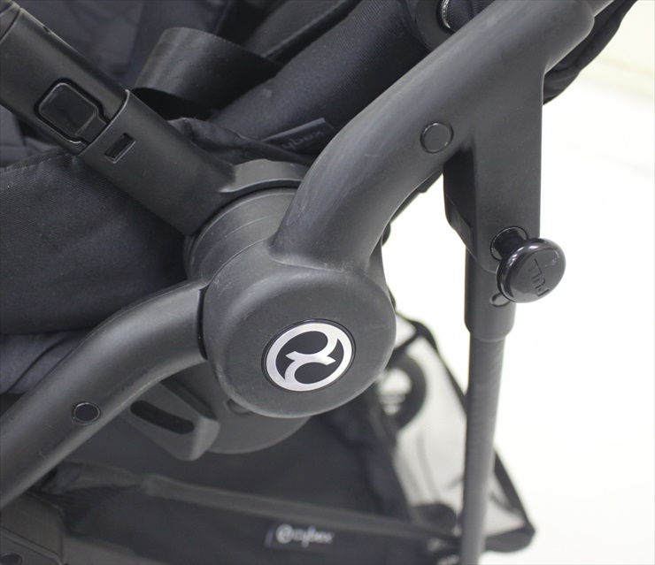 サイベックス メリオ カーボン ムーンブラック 肩ベルトカバー欠品