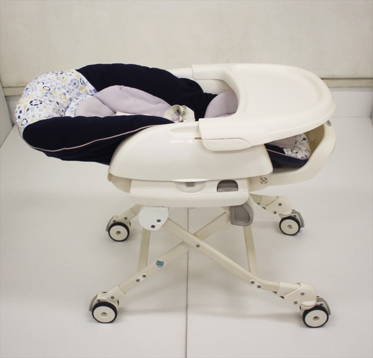 ベビーステーション リーフネイビー