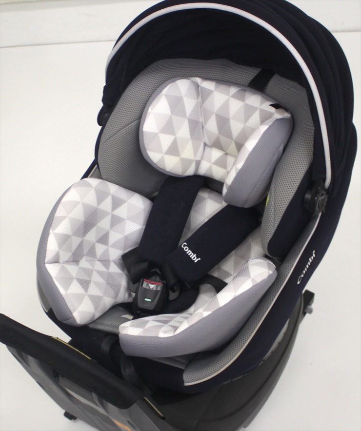 美品 クルムーヴ スマート ISOFIX エッグショック JN-570 ネイビー