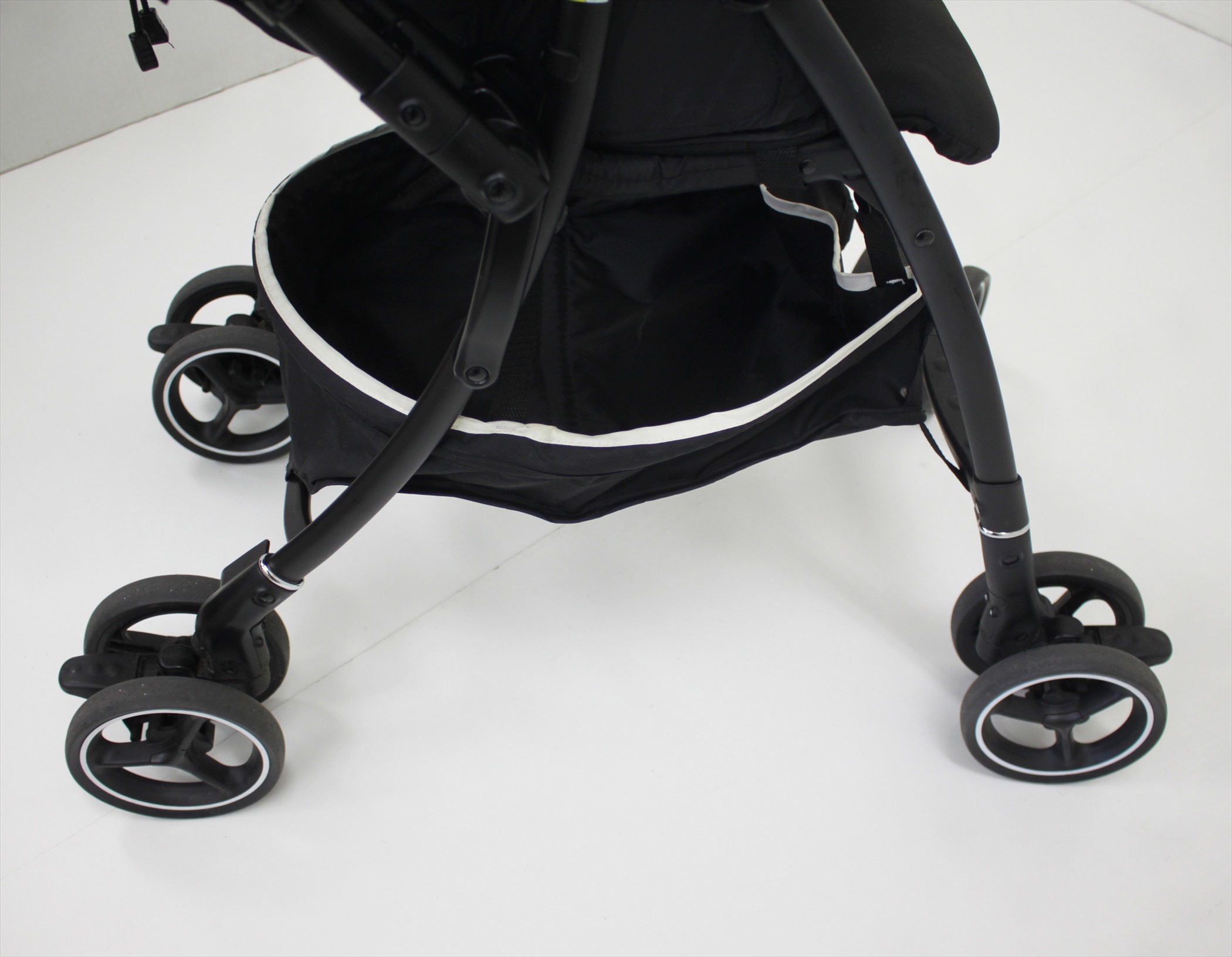 ラクーナエアー AB ドットブラック BK 2052956