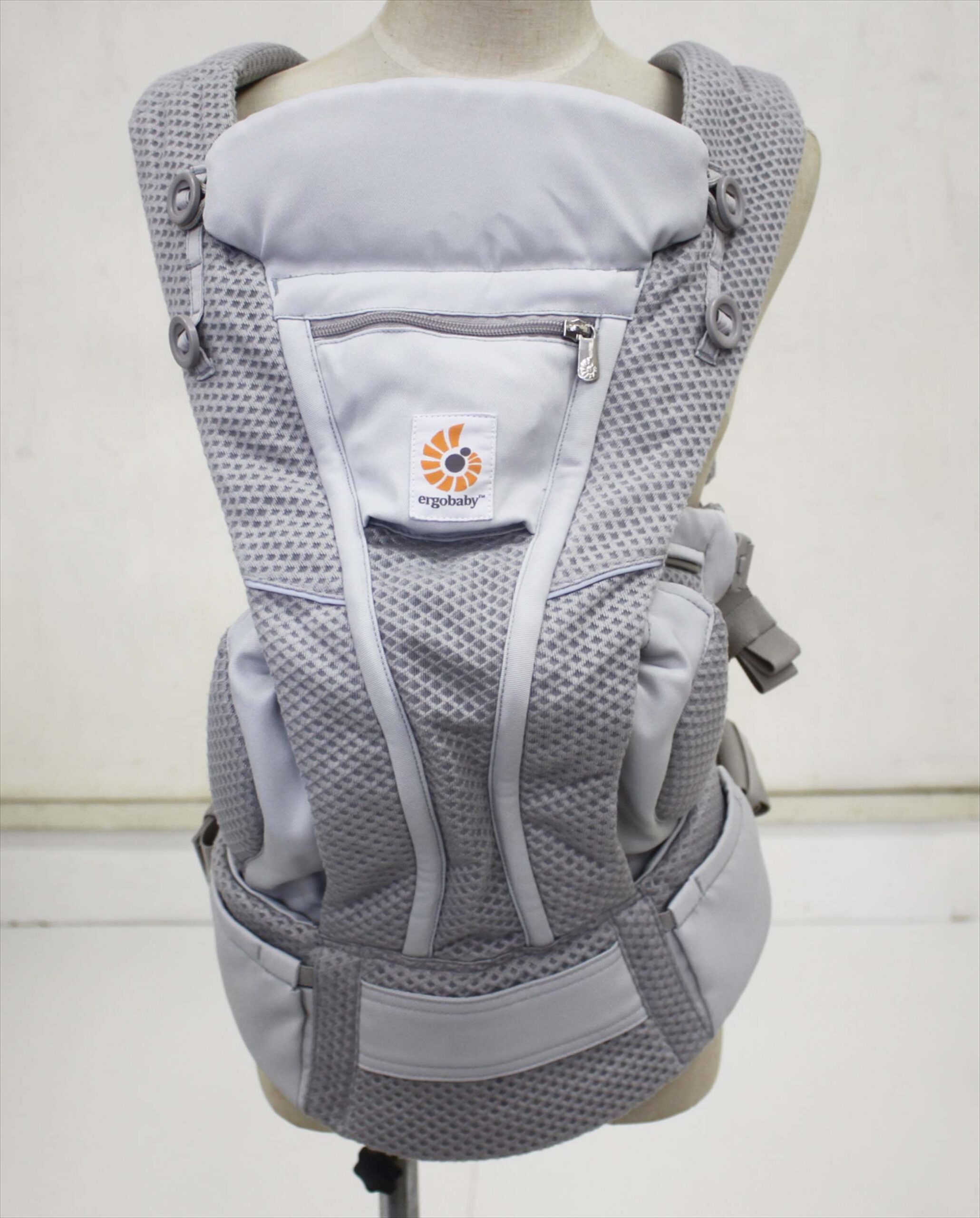 美品 エルゴ OMNI breeze オムニブリーズ パールグレイ